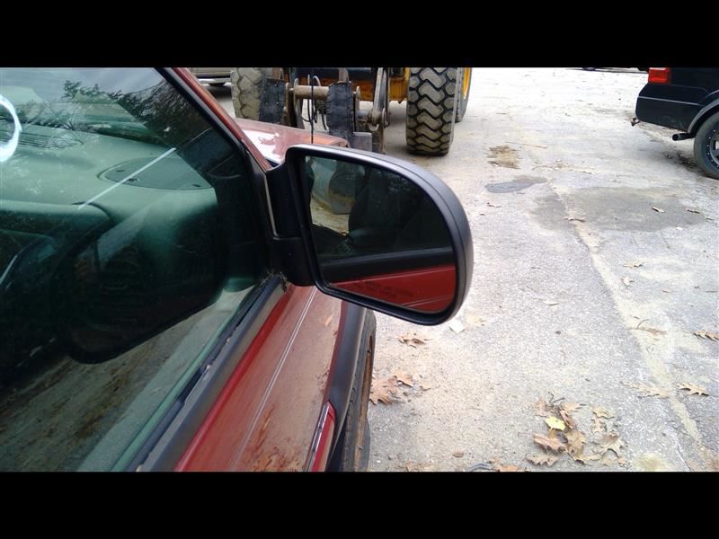 https://f005.backblazeb2.com/file/img-partshotlines-com/Inventory/NE231/Vehicle/16363_05.jpg