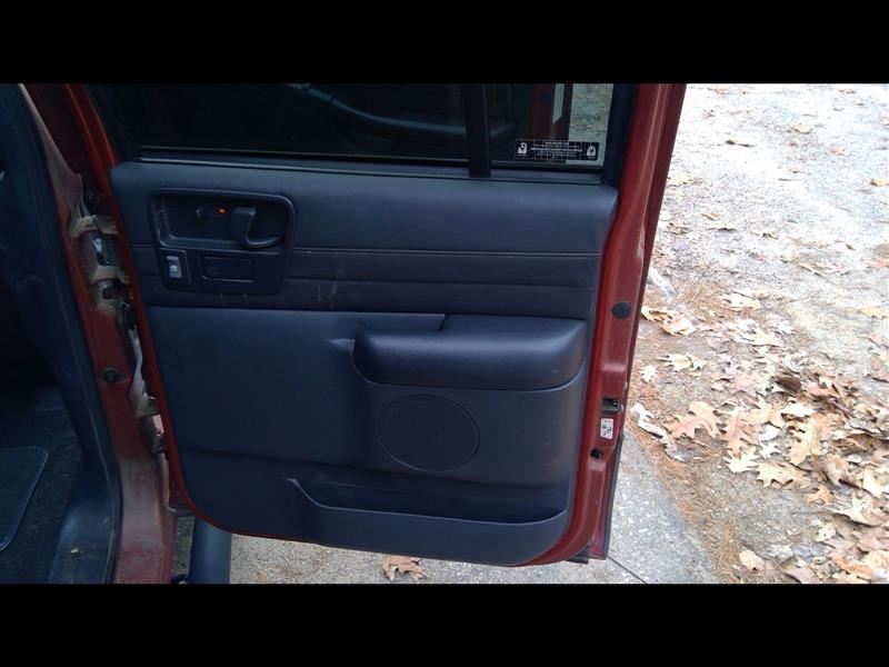 https://f005.backblazeb2.com/file/img-partshotlines-com/Inventory/NE231/Vehicle/16363_08.jpg