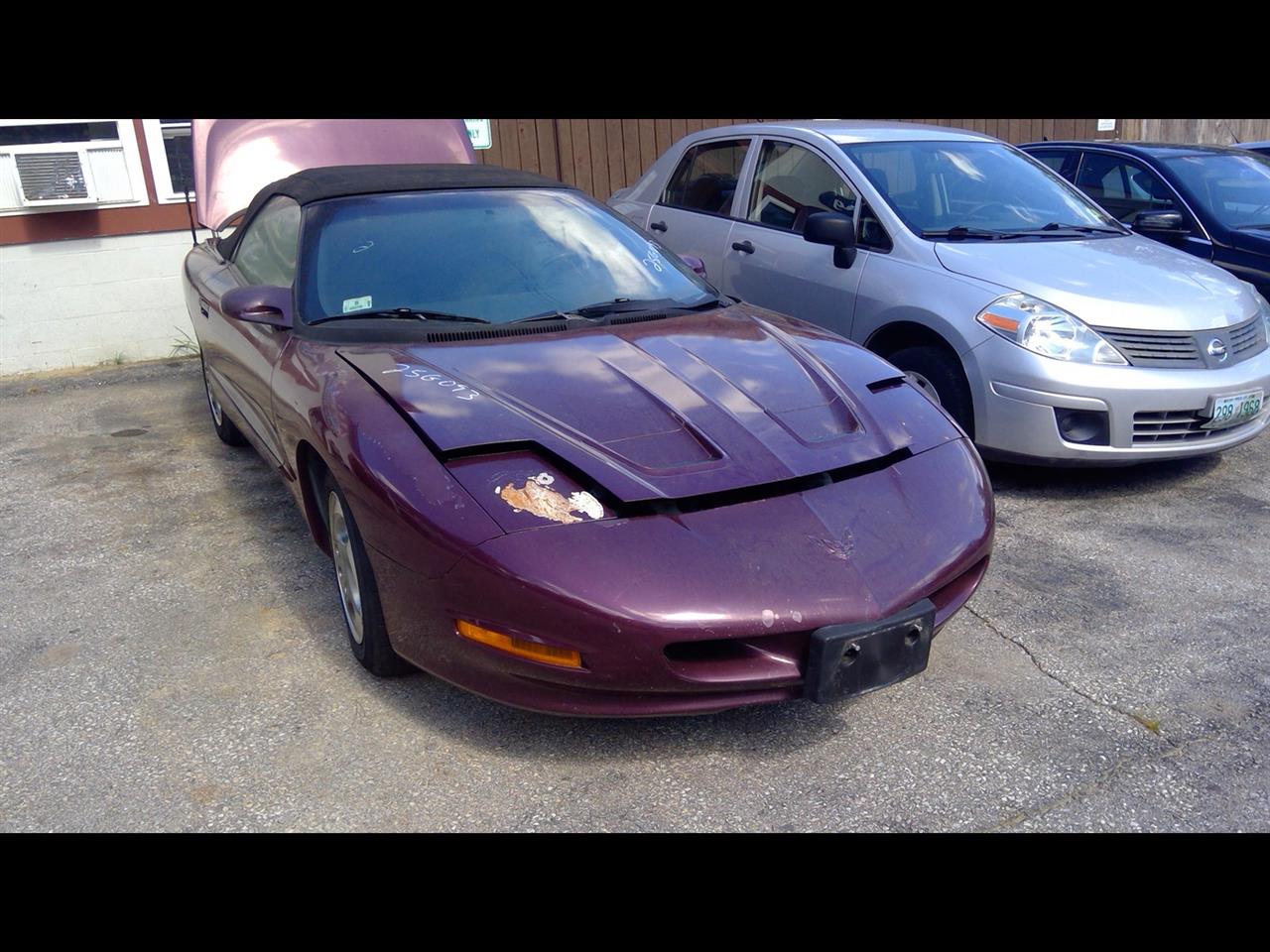 https://f005.backblazeb2.com/file/img-partshotlines-com/Inventory/NE231/Vehicle/18905_01.jpg