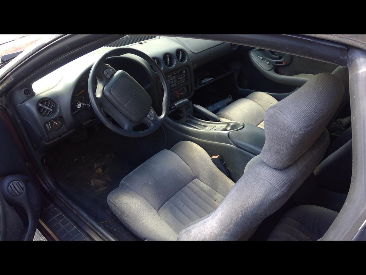 https://f005.backblazeb2.com/file/img-partshotlines-com/Inventory/NE231/Vehicle/18905_06.jpg