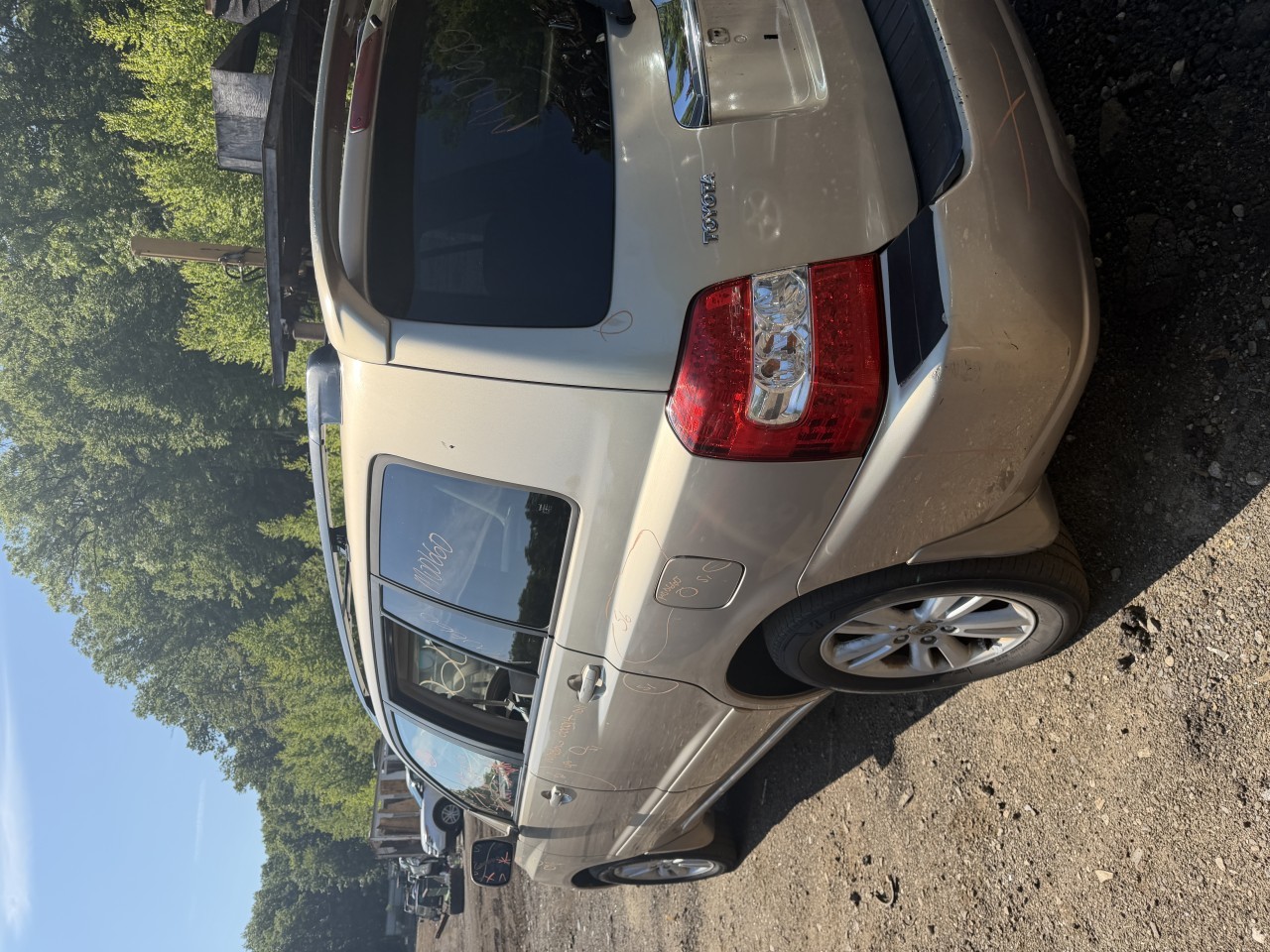 https://f005.backblazeb2.com/file/img-partshotlines-com/Inventory/NE279/Vehicle/961_03.jpg