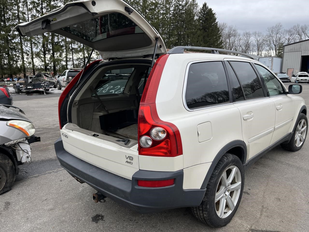 https://f005.backblazeb2.com/file/img-partshotlines-com/Inventory/NE287/Vehicle/2803_04.jpg