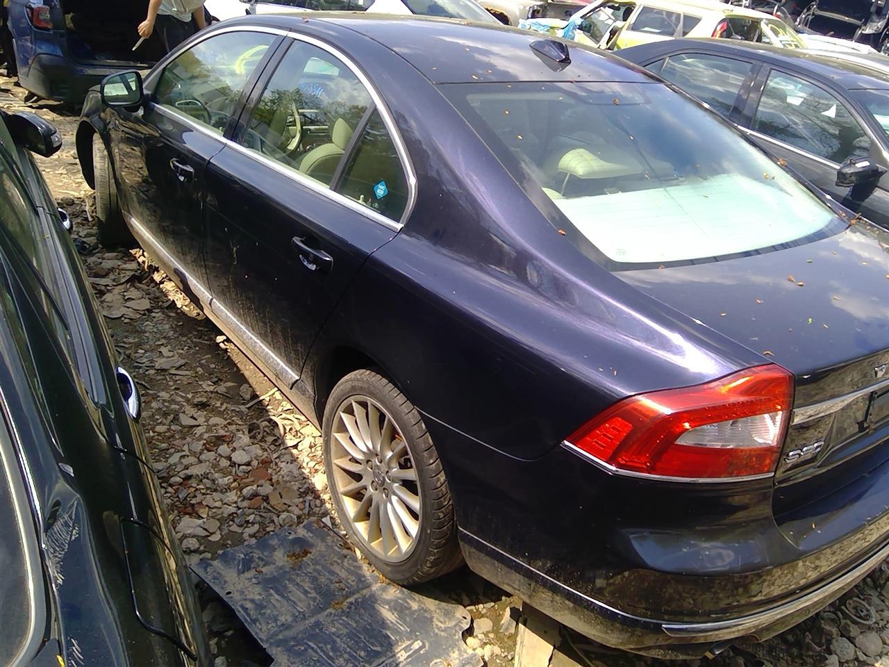 https://f005.backblazeb2.com/file/img-partshotlines-com/Inventory/NE287/Vehicle/4111_04.jpg