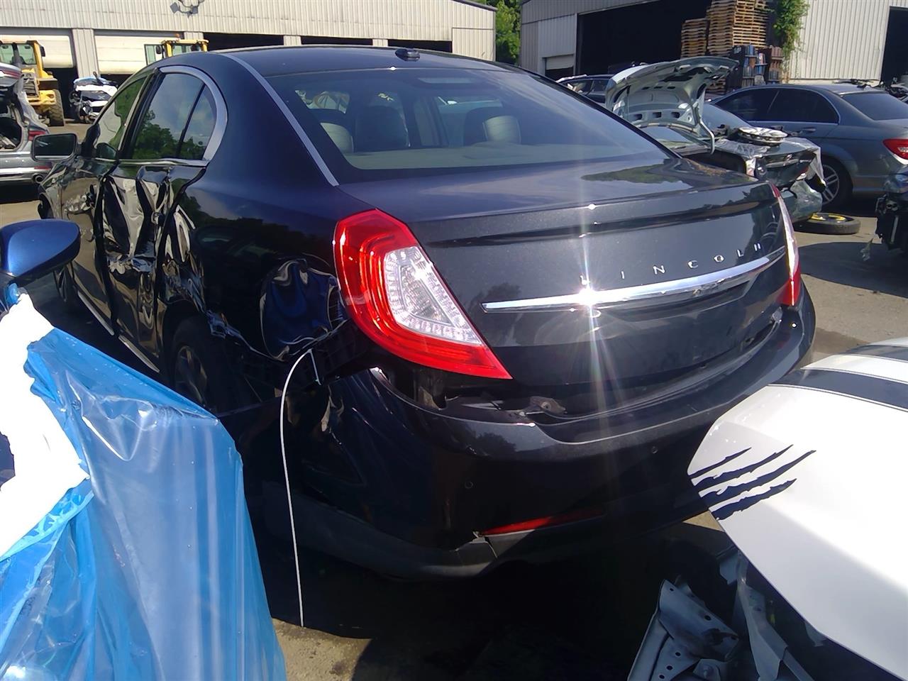 https://f005.backblazeb2.com/file/img-partshotlines-com/Inventory/NE287/Vehicle/4334_04.jpg