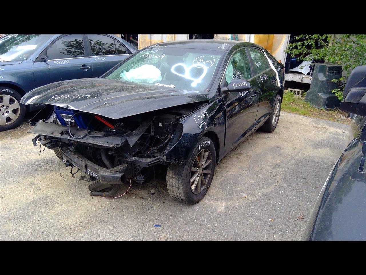 https://f005.backblazeb2.com/file/img-partshotlines-com/Inventory/NE41/Vehicle/118213_12.jpg
