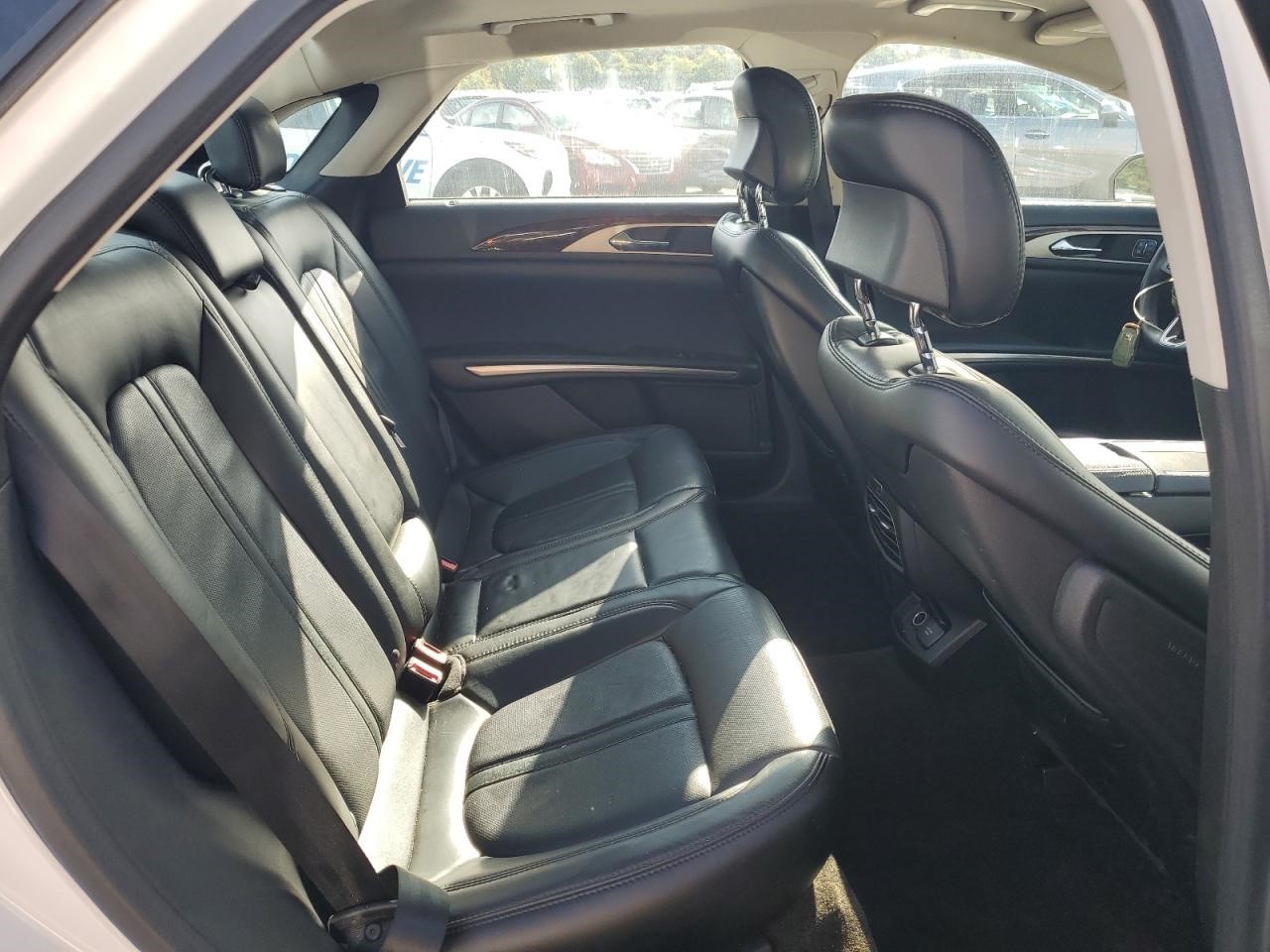 https://f005.backblazeb2.com/file/img-partshotlines-com/Inventory/NE41/Vehicle/120312_10.jpg