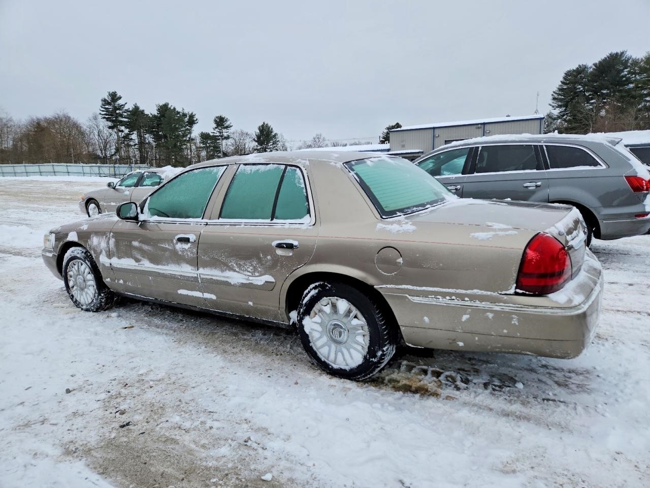 https://f005.backblazeb2.com/file/img-partshotlines-com/Inventory/NE41/Vehicle/121296_02.jpg