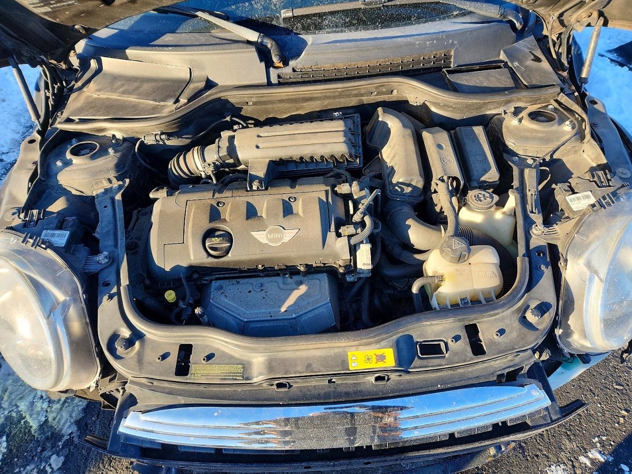 https://f005.backblazeb2.com/file/img-partshotlines-com/Inventory/NE41/Vehicle/121396_11.jpg