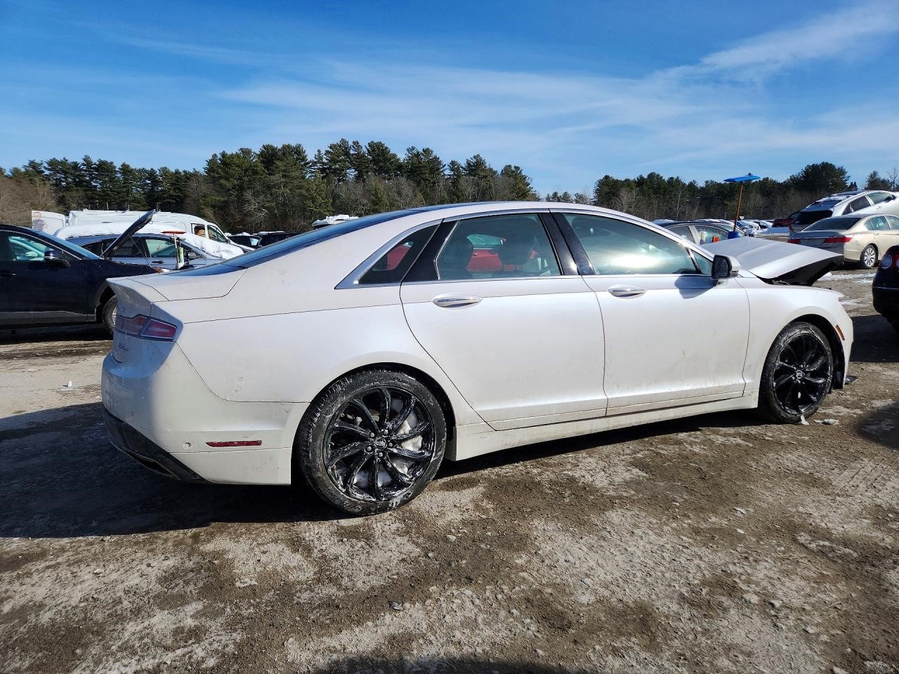 https://f005.backblazeb2.com/file/img-partshotlines-com/Inventory/NE41/Vehicle/121682_03.jpg