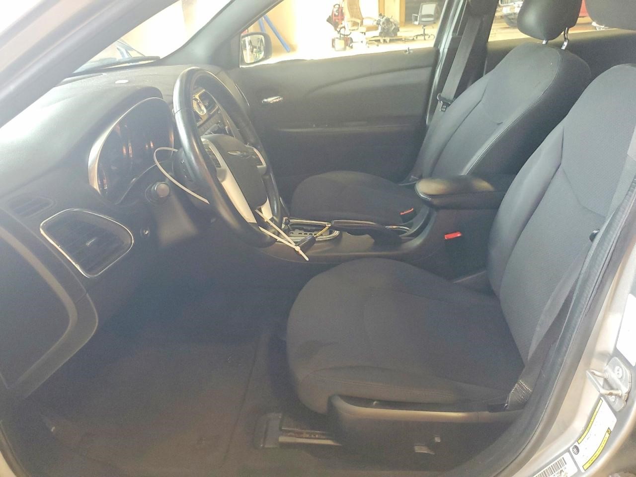 https://f005.backblazeb2.com/file/img-partshotlines-com/Inventory/NE41/Vehicle/123156_07.jpg