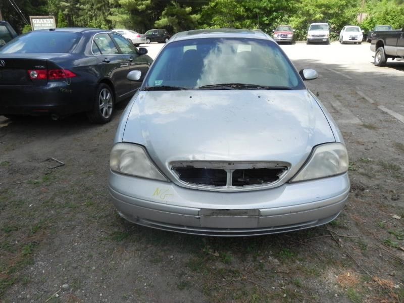 https://f005.backblazeb2.com/file/img-partshotlines-com/Inventory/NE52/Vehicle/10588_01.jpg