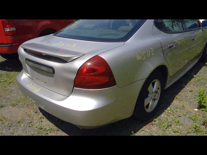 https://f005.backblazeb2.com/file/img-partshotlines-com/Inventory/NE52/Vehicle/14698_11.jpg
