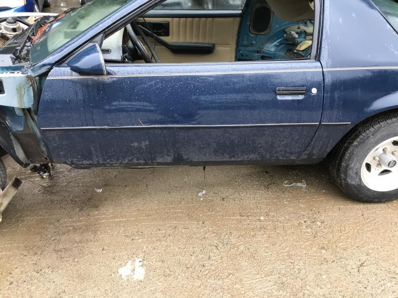 https://f005.backblazeb2.com/file/img-partshotlines-com/Inventory/NE56/Vehicle/1299_01.jpg
