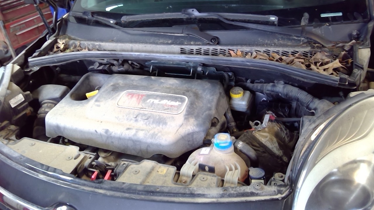 https://f005.backblazeb2.com/file/img-partshotlines-com/Inventory/NE71/Vehicle/14455_12.jpg