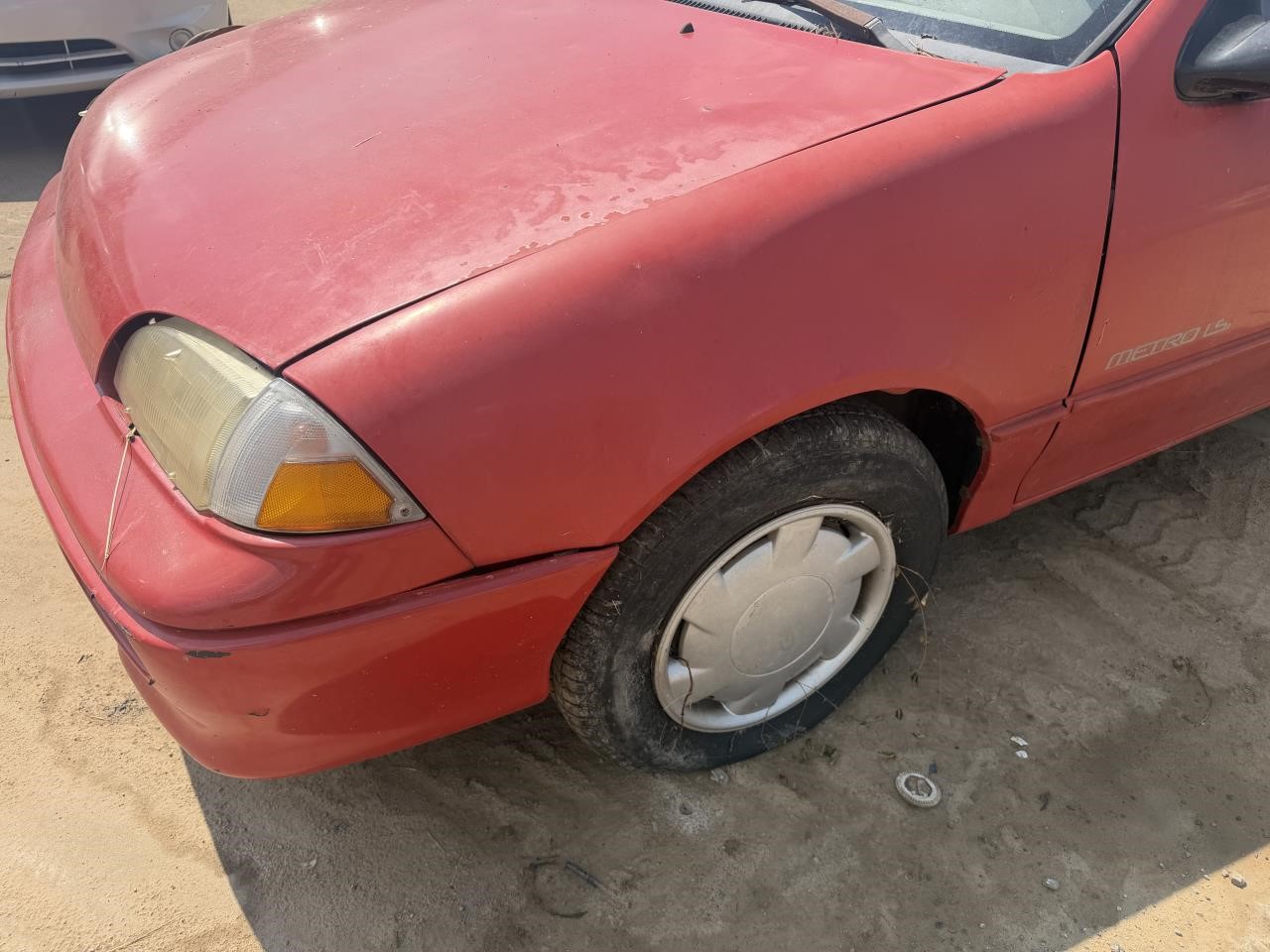 https://f005.backblazeb2.com/file/img-partshotlines-com/Inventory/OK19/Vehicle/27660_03.jpg