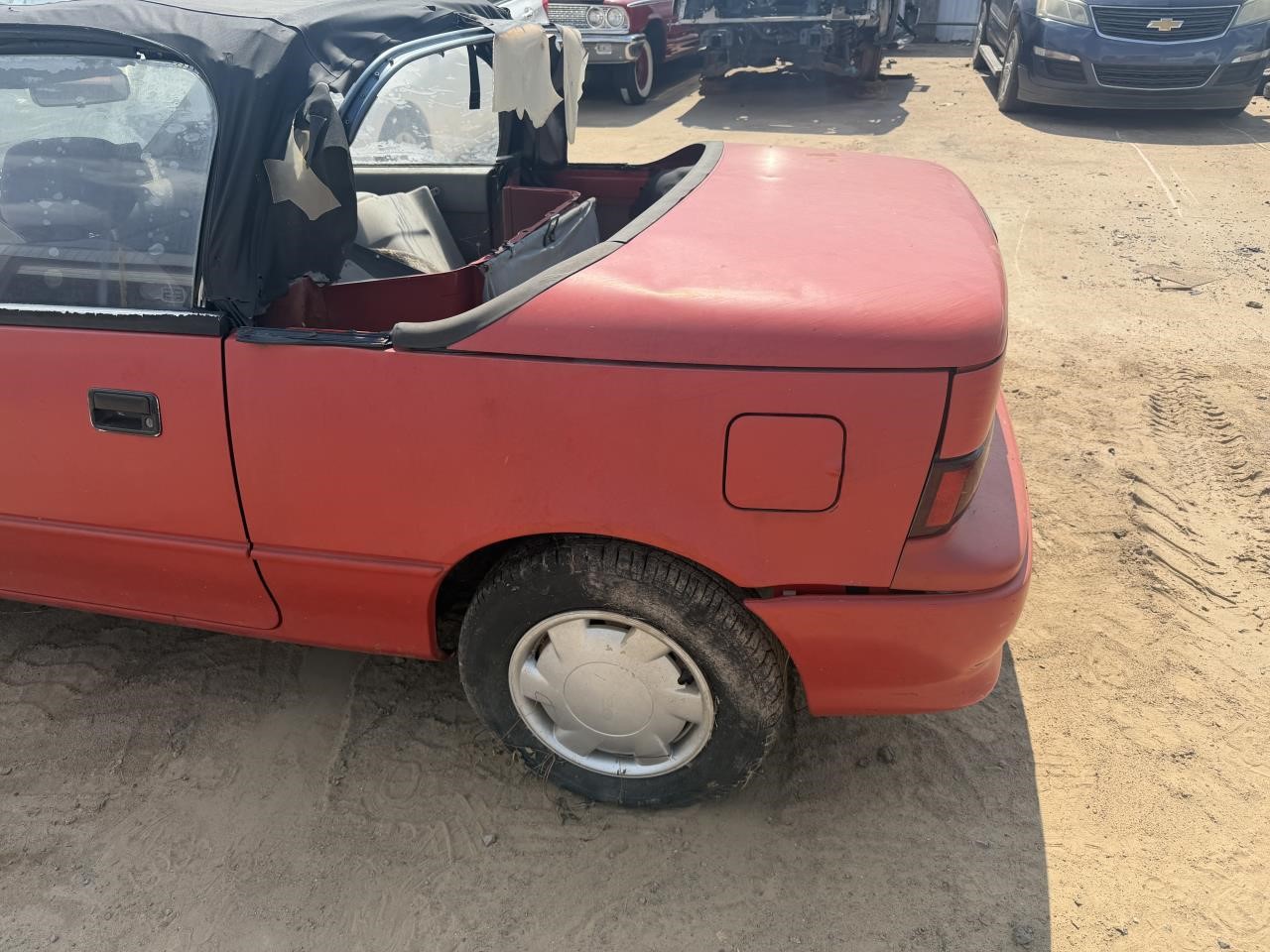 https://f005.backblazeb2.com/file/img-partshotlines-com/Inventory/OK19/Vehicle/27660_05.jpg
