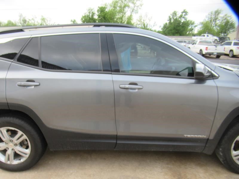 https://f005.backblazeb2.com/file/img-partshotlines-com/Inventory/OK54/Vehicle/32826_04.jpg