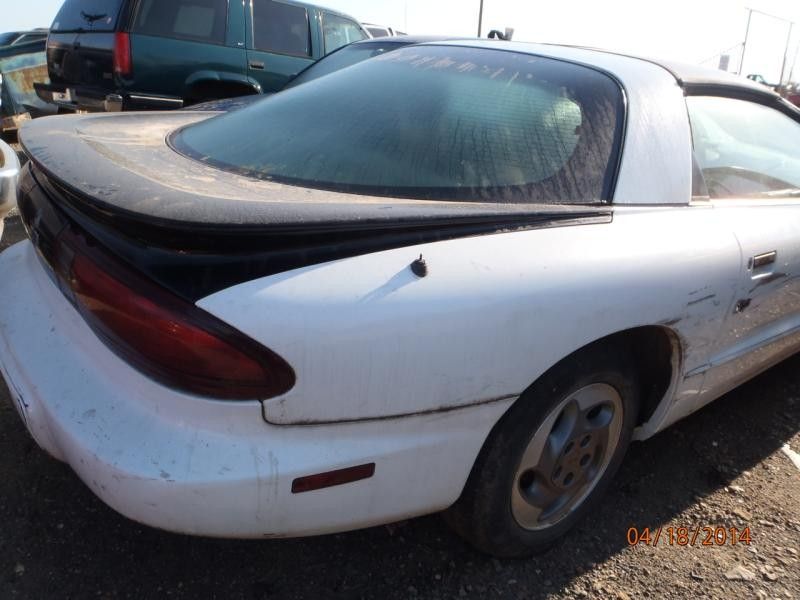https://f005.backblazeb2.com/file/img-partshotlines-com/Inventory/OK56/Vehicle/2951_05.jpg