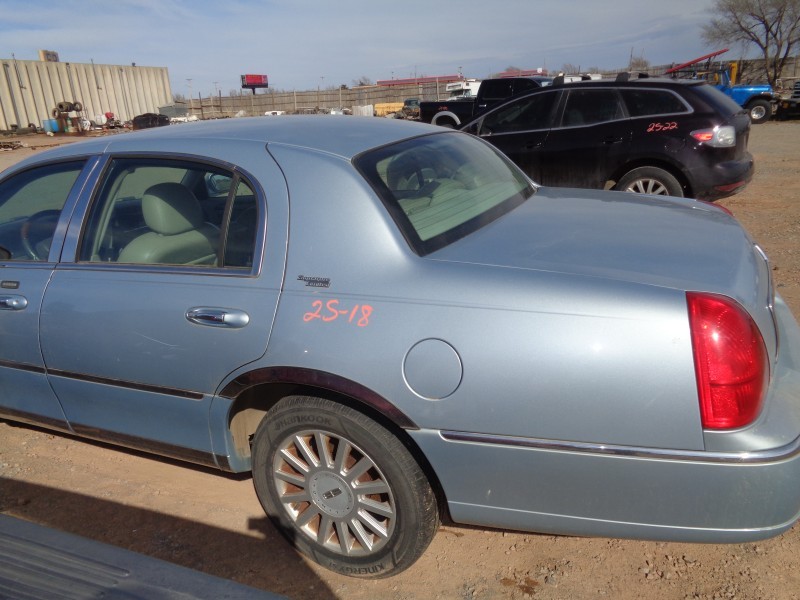 https://f005.backblazeb2.com/file/img-partshotlines-com/Inventory/OK77/Vehicle/7426_01.jpg
