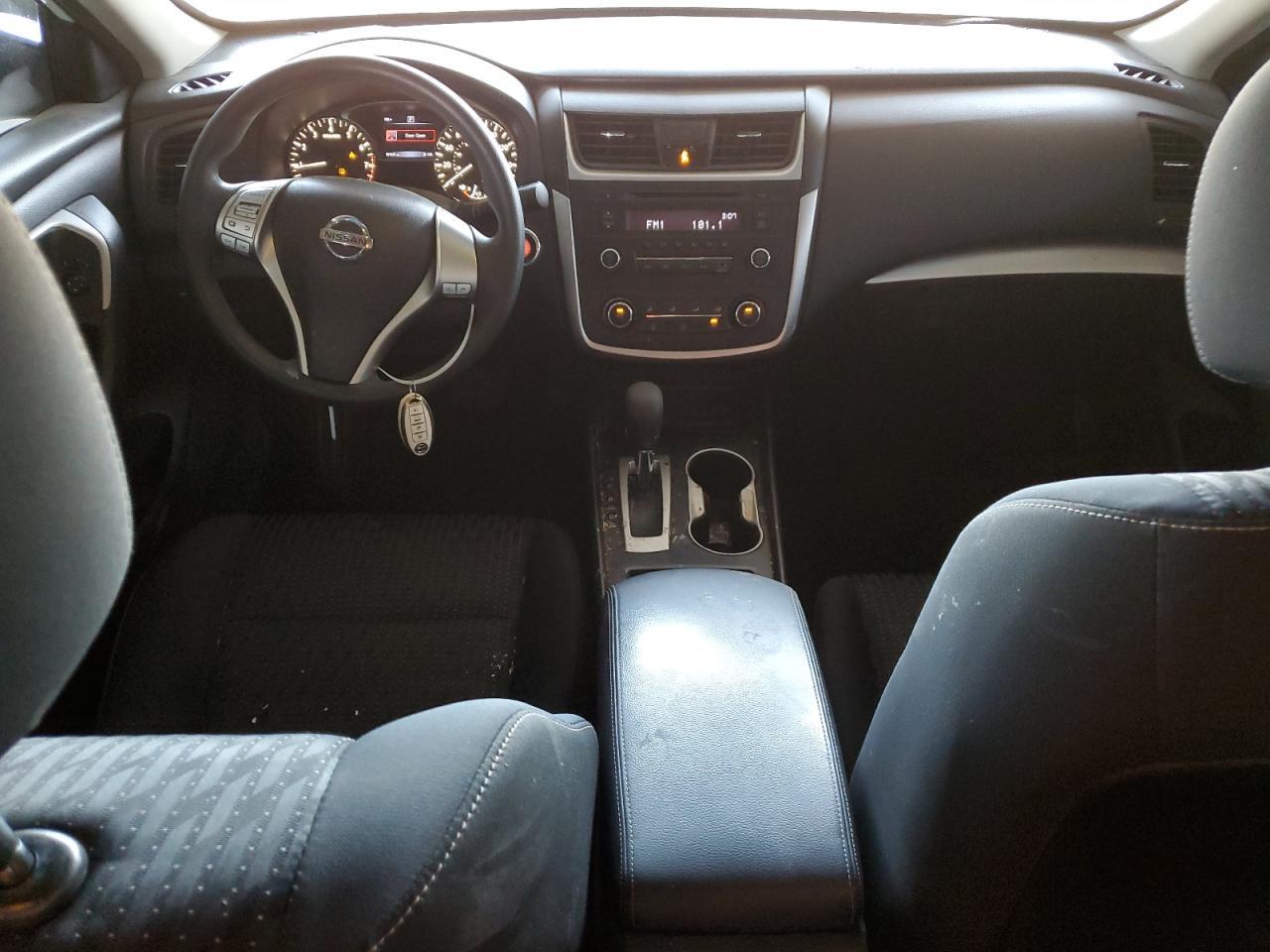 b/g/a/c/a/d53ae7fc-33e1-407d-952f-428a2b1919b2.jpg