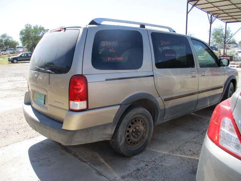 https://f005.backblazeb2.com/file/img-partshotlines-com/Inventory/SW30/Vehicle/9073_05.jpg