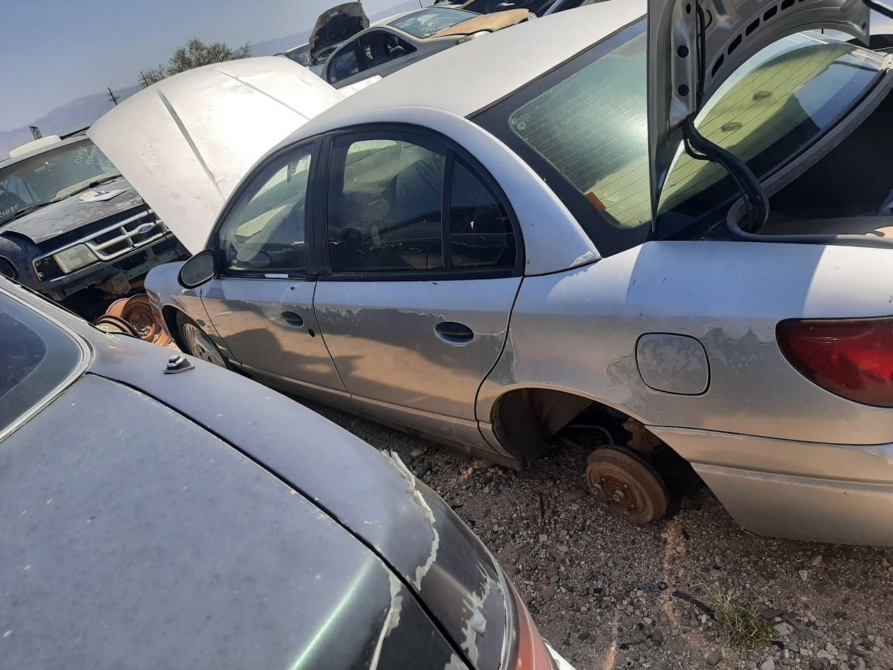 https://f005.backblazeb2.com/file/img-partshotlines-com/Inventory/SW48/Vehicle/5645_04.jpg