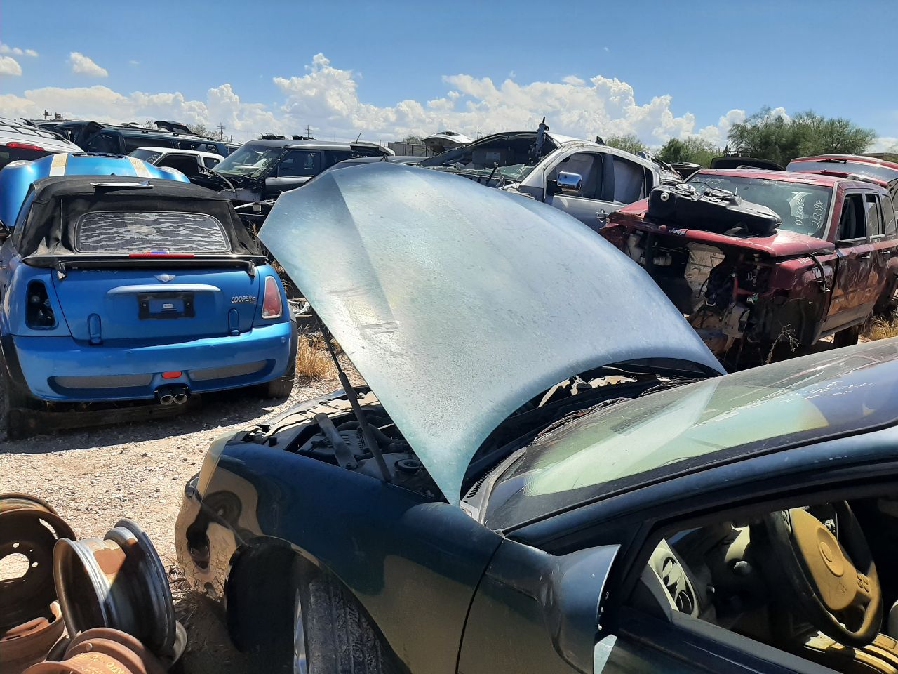 https://f005.backblazeb2.com/file/img-partshotlines-com/Inventory/SW48/Vehicle/5693_07.jpg