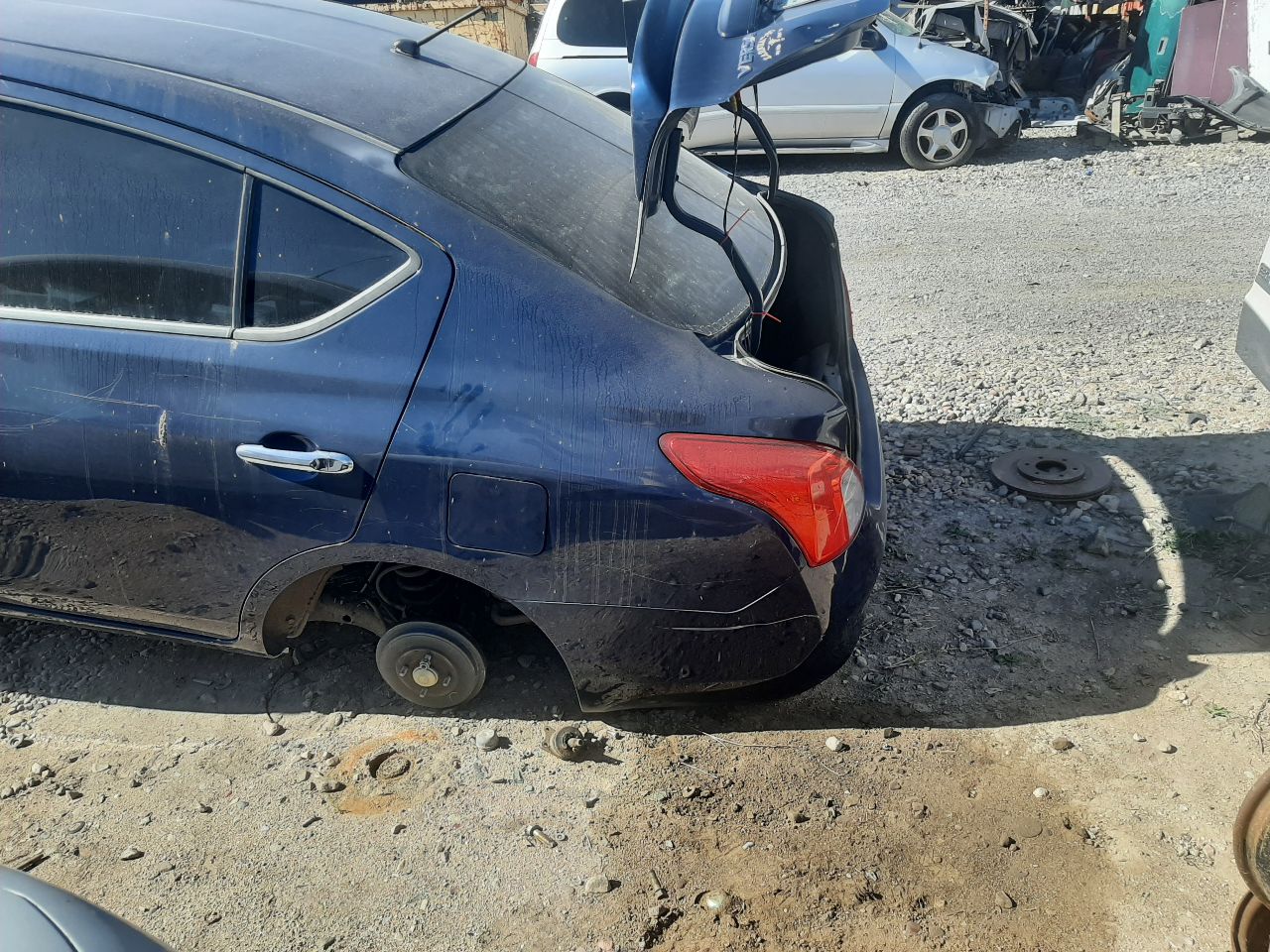 https://f005.backblazeb2.com/file/img-partshotlines-com/Inventory/SW48/Vehicle/5783_05.jpg