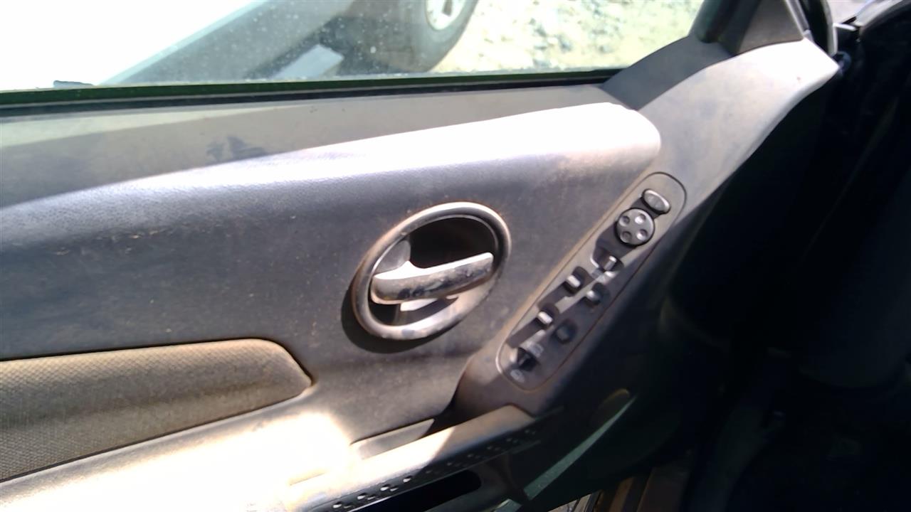 https://f005.backblazeb2.com/file/img-partshotlines-com/Inventory/SW52/Vehicle/19358_02.jpg