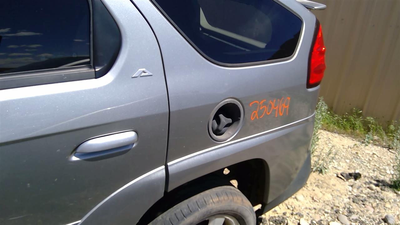 https://f005.backblazeb2.com/file/img-partshotlines-com/Inventory/SW52/Vehicle/19449_13.jpg