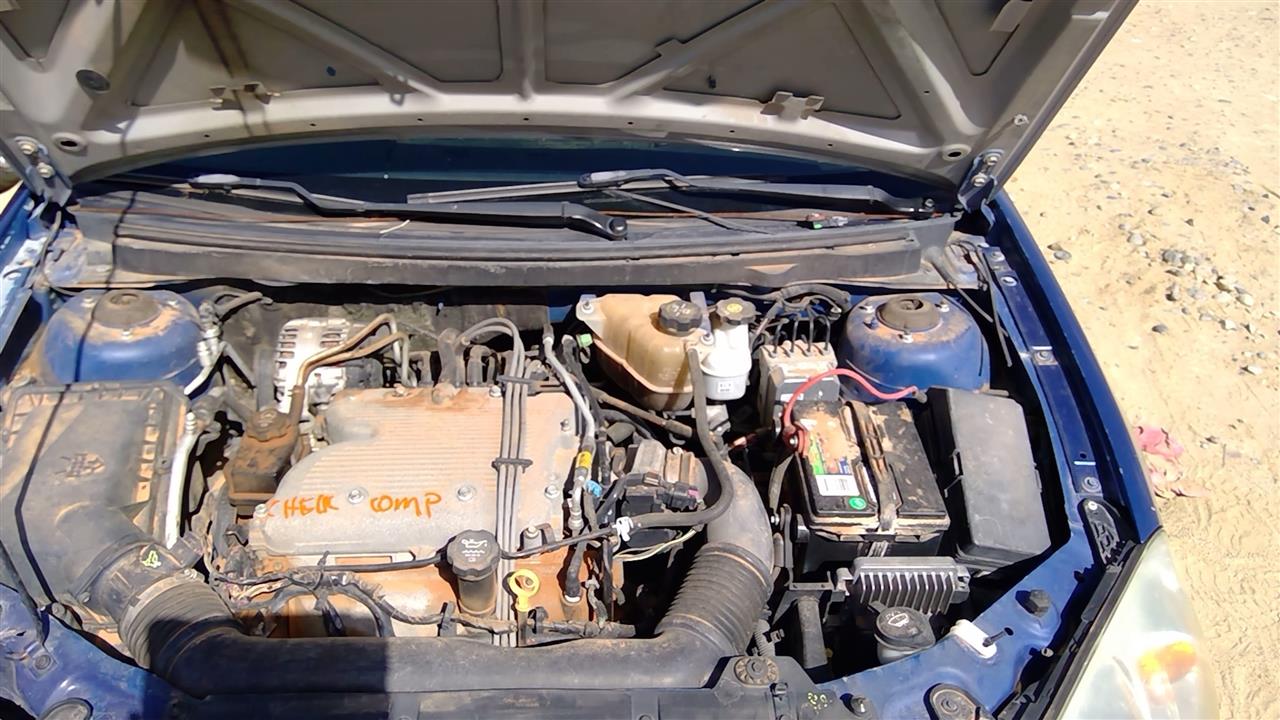 https://f005.backblazeb2.com/file/img-partshotlines-com/Inventory/SW52/Vehicle/19566_05.jpg
