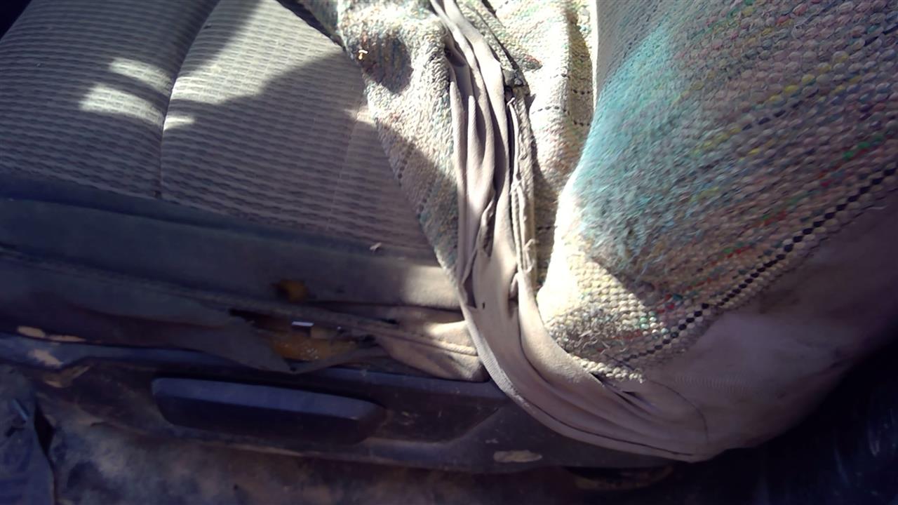 https://f005.backblazeb2.com/file/img-partshotlines-com/Inventory/SW52/Vehicle/19644_03.jpg