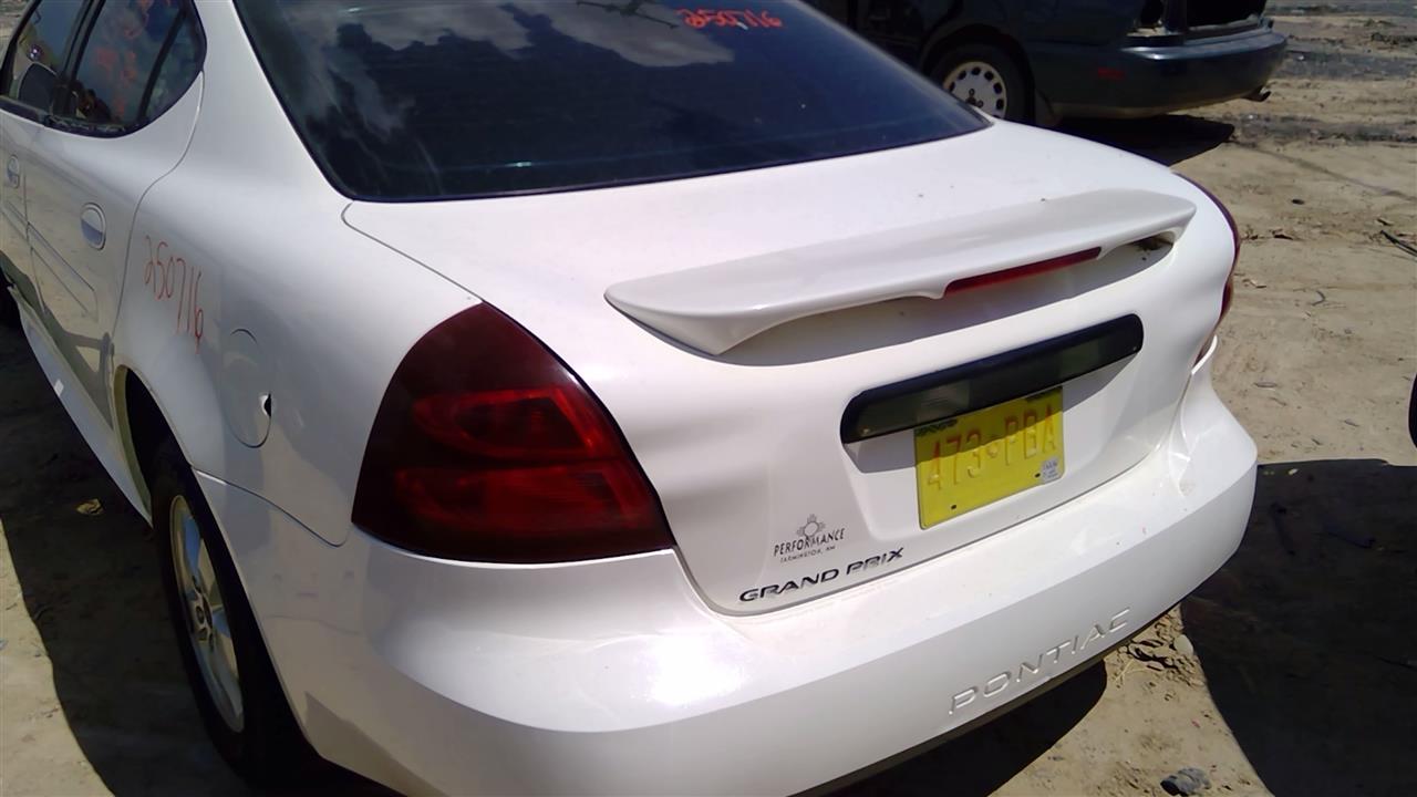 https://f005.backblazeb2.com/file/img-partshotlines-com/Inventory/SW52/Vehicle/19711_13.jpg