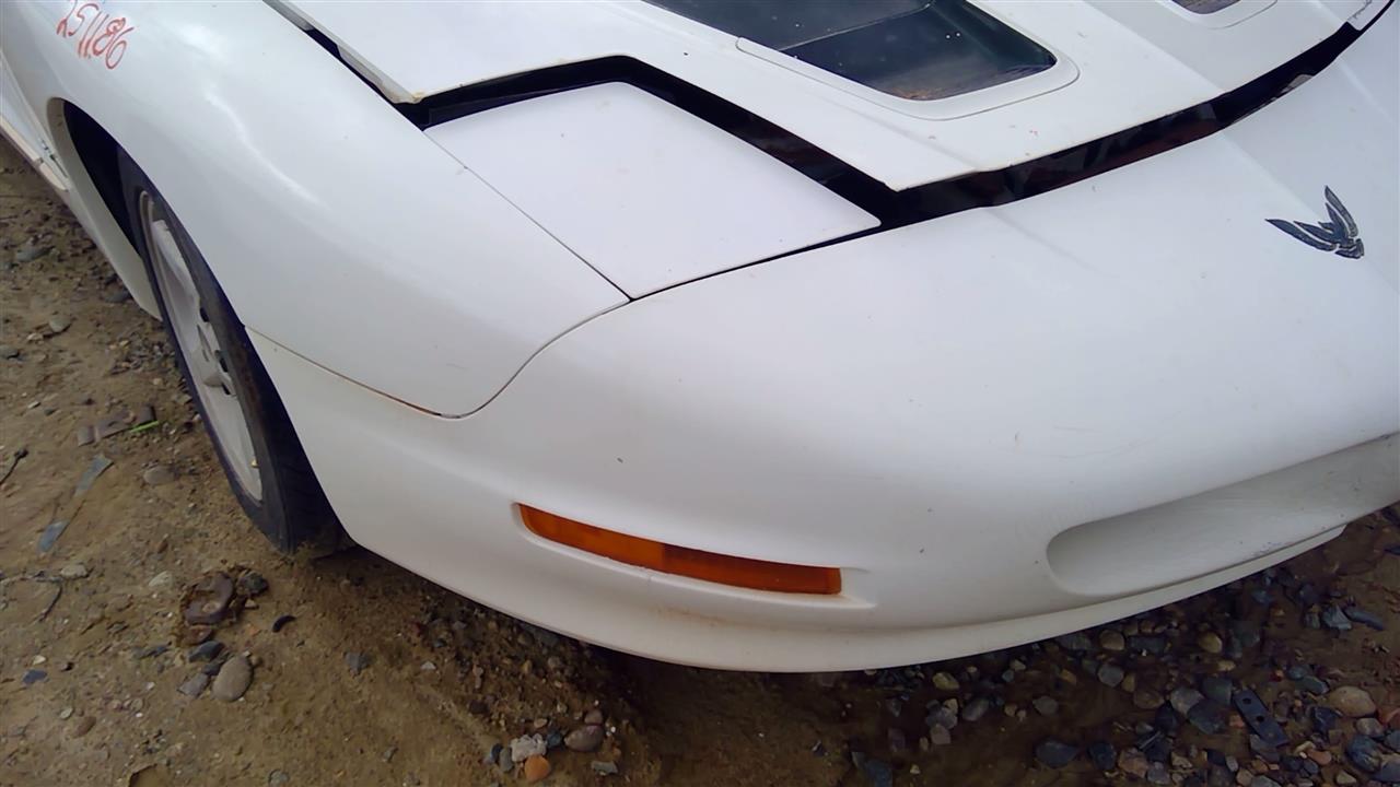 https://f005.backblazeb2.com/file/img-partshotlines-com/Inventory/SW52/Vehicle/20209_06.jpg