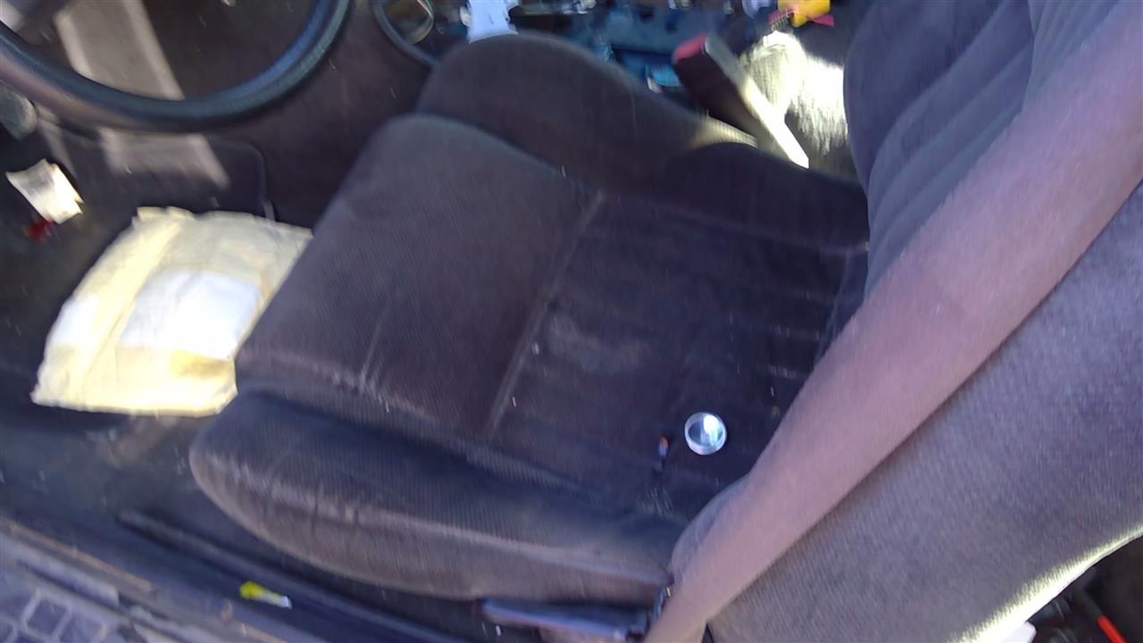 https://f005.backblazeb2.com/file/img-partshotlines-com/Inventory/SW52/Vehicle/20212_03.jpg