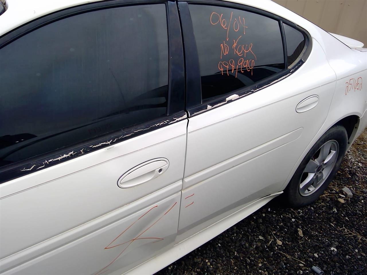 https://f005.backblazeb2.com/file/img-partshotlines-com/Inventory/SW52/Vehicle/20691_12.jpg