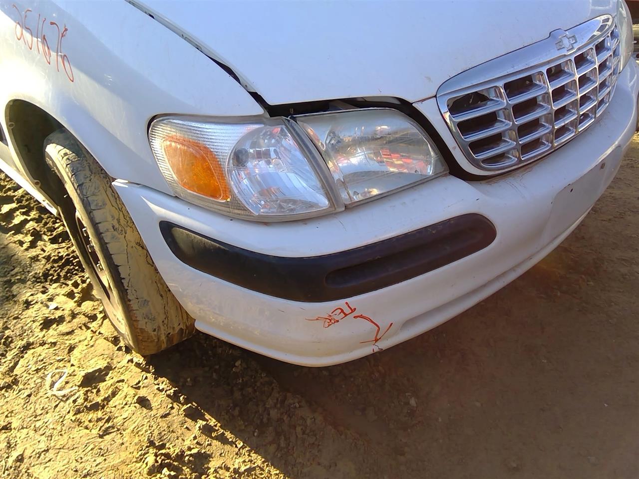 https://f005.backblazeb2.com/file/img-partshotlines-com/Inventory/SW52/Vehicle/20716_06.jpg