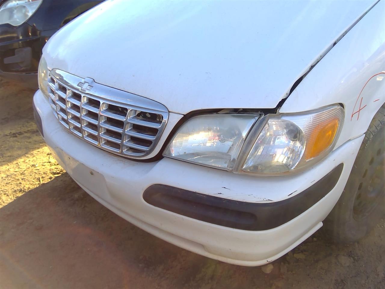 https://f005.backblazeb2.com/file/img-partshotlines-com/Inventory/SW52/Vehicle/20716_09.jpg