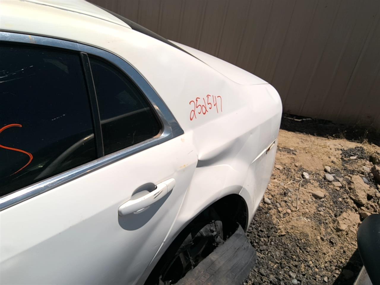 https://f005.backblazeb2.com/file/img-partshotlines-com/Inventory/SW52/Vehicle/21615_12.jpg