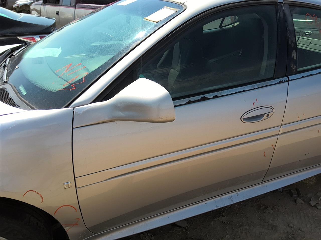 https://f005.backblazeb2.com/file/img-partshotlines-com/Inventory/SW52/Vehicle/21667_11.jpg
