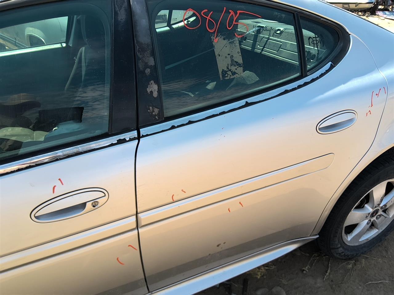 https://f005.backblazeb2.com/file/img-partshotlines-com/Inventory/SW52/Vehicle/21667_12.jpg