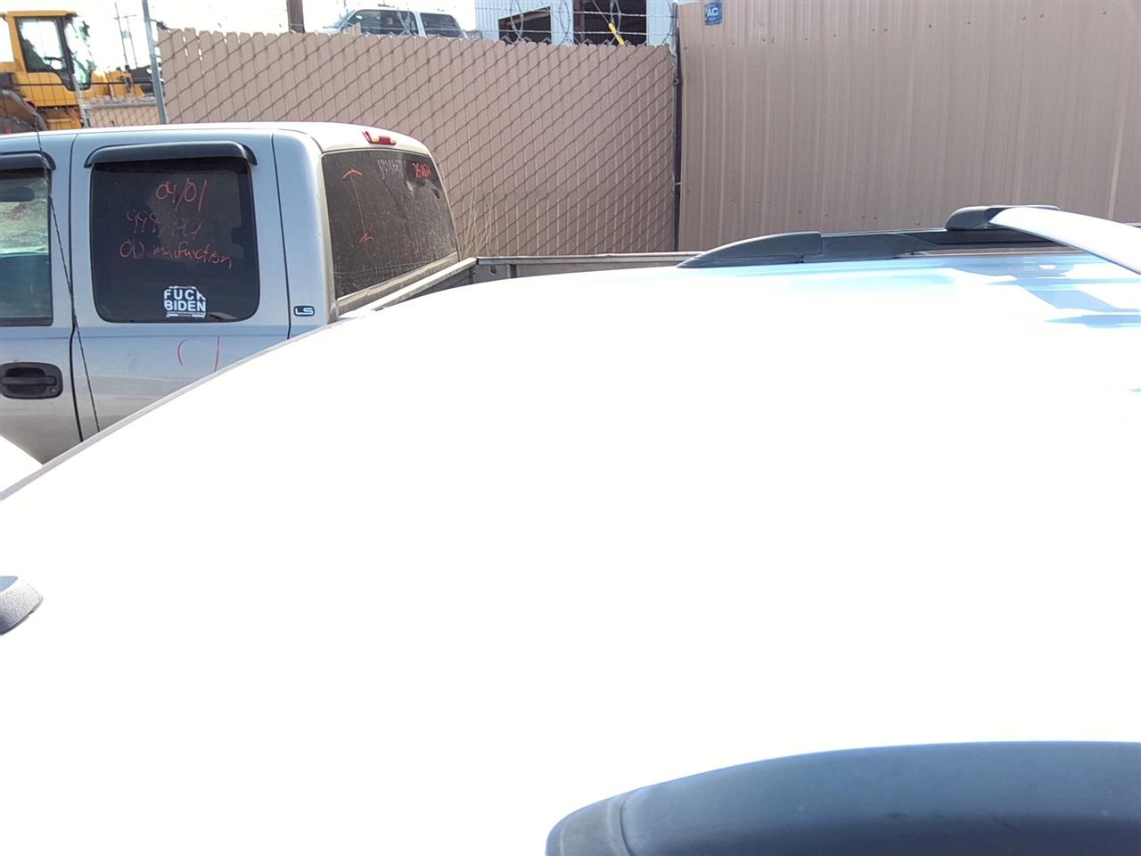 https://f005.backblazeb2.com/file/img-partshotlines-com/Inventory/SW52/Vehicle/21893_04.jpg