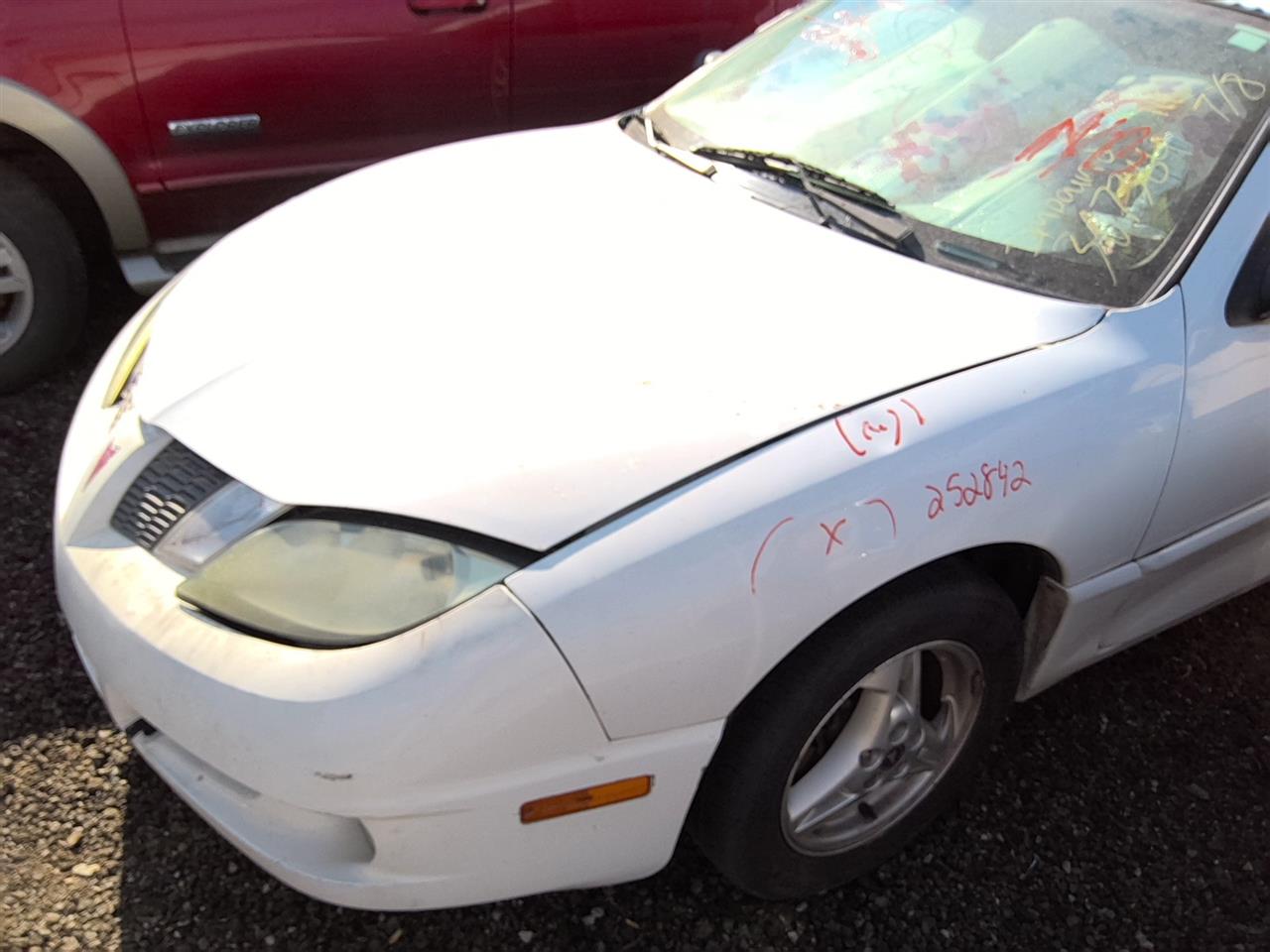 https://f005.backblazeb2.com/file/img-partshotlines-com/Inventory/SW52/Vehicle/21911_10.jpg