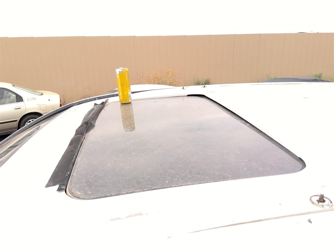 https://f005.backblazeb2.com/file/img-partshotlines-com/Inventory/SW52/Vehicle/22013_04.jpg
