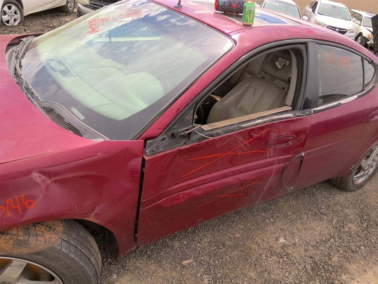 https://f005.backblazeb2.com/file/img-partshotlines-com/Inventory/SW52/Vehicle/22218_09.jpg
